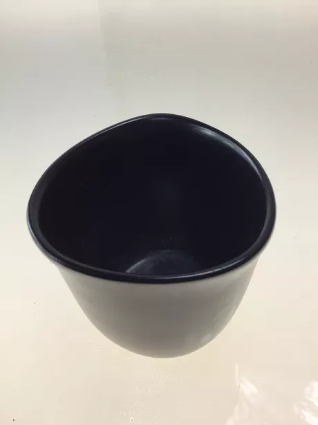 Dit drink bekertje is puntgaaf en onbeschadigd.