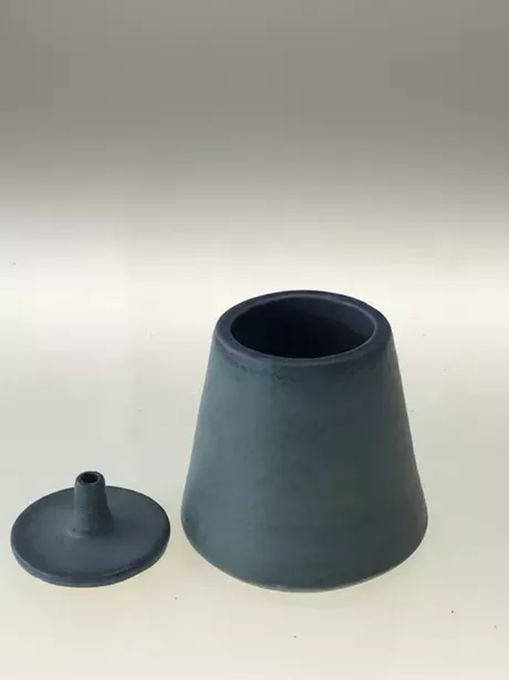 Deze pot is puntgaaf en onbeschadigd.